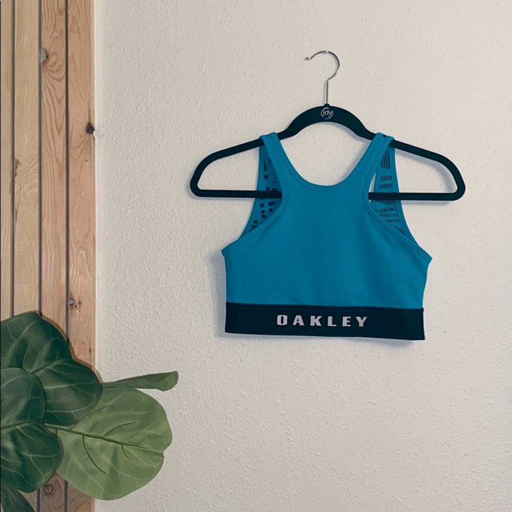 Oakley High Neck Sports Bra